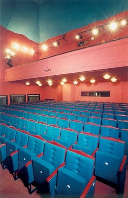 치므르만 영어 극장(Cimrman English Theatre)